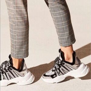 Jeffrey campbell sneakers Metallic Luxembourg Leather Lace Up Chunky Size 8 Gray